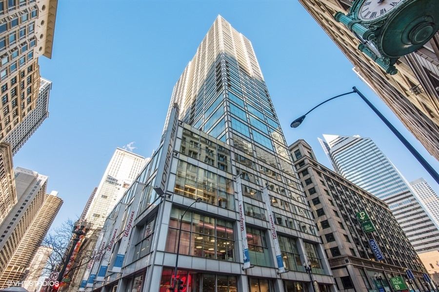 8 E Randolph Street #3102 — Chicago, IL 60601
