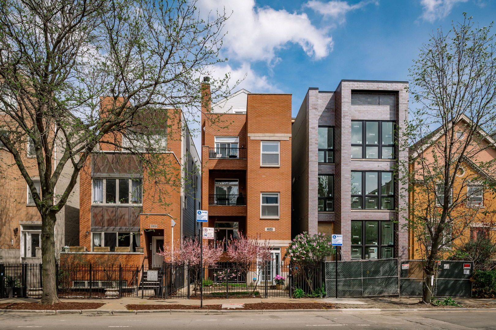 2849 N Damen Avenue #3 — Chicago, IL 60618