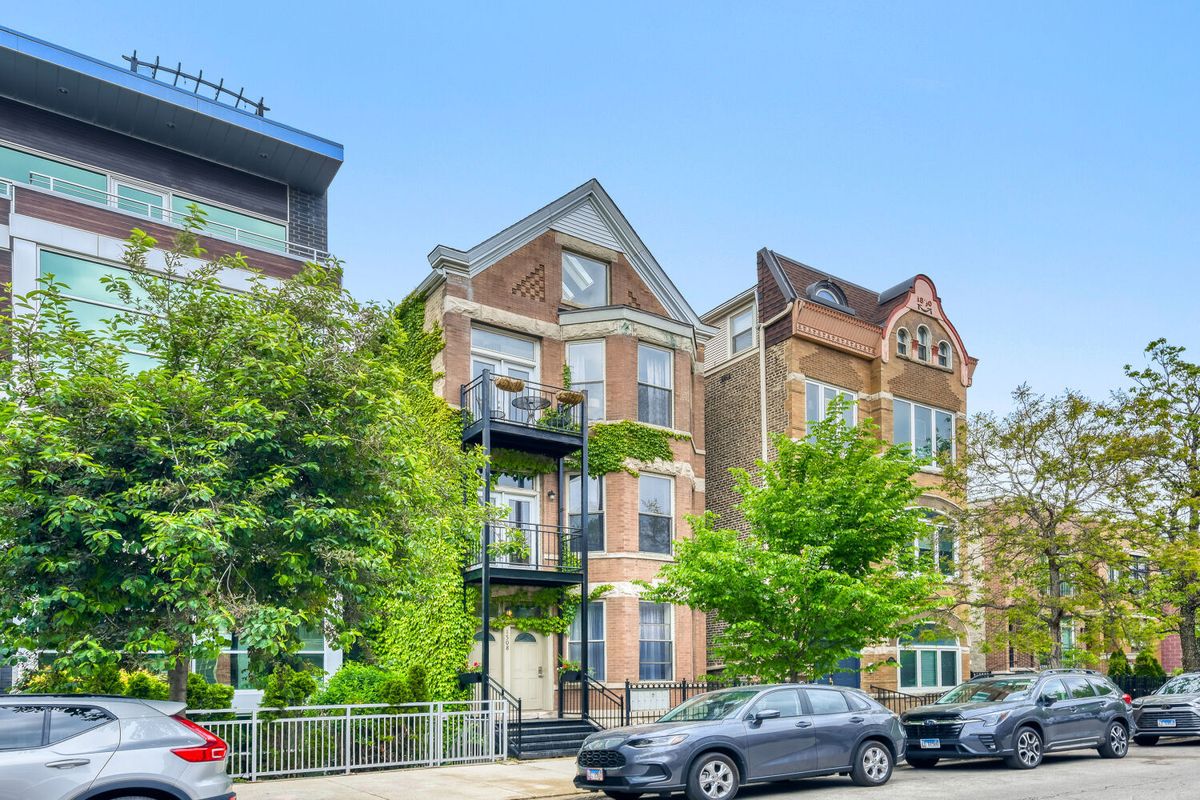 1508 Cortez Street, Chicago, IL 60642