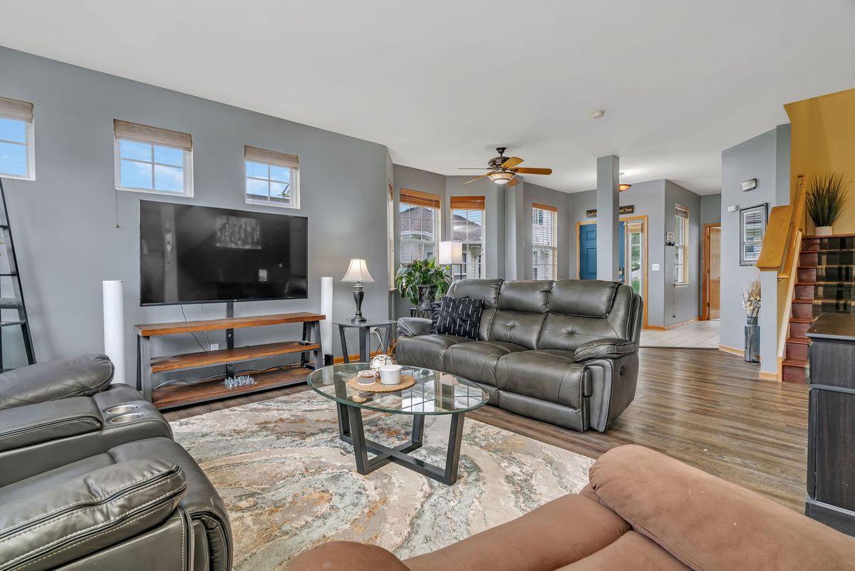 16107 Huron Street, Crest Hill, IL 60403
