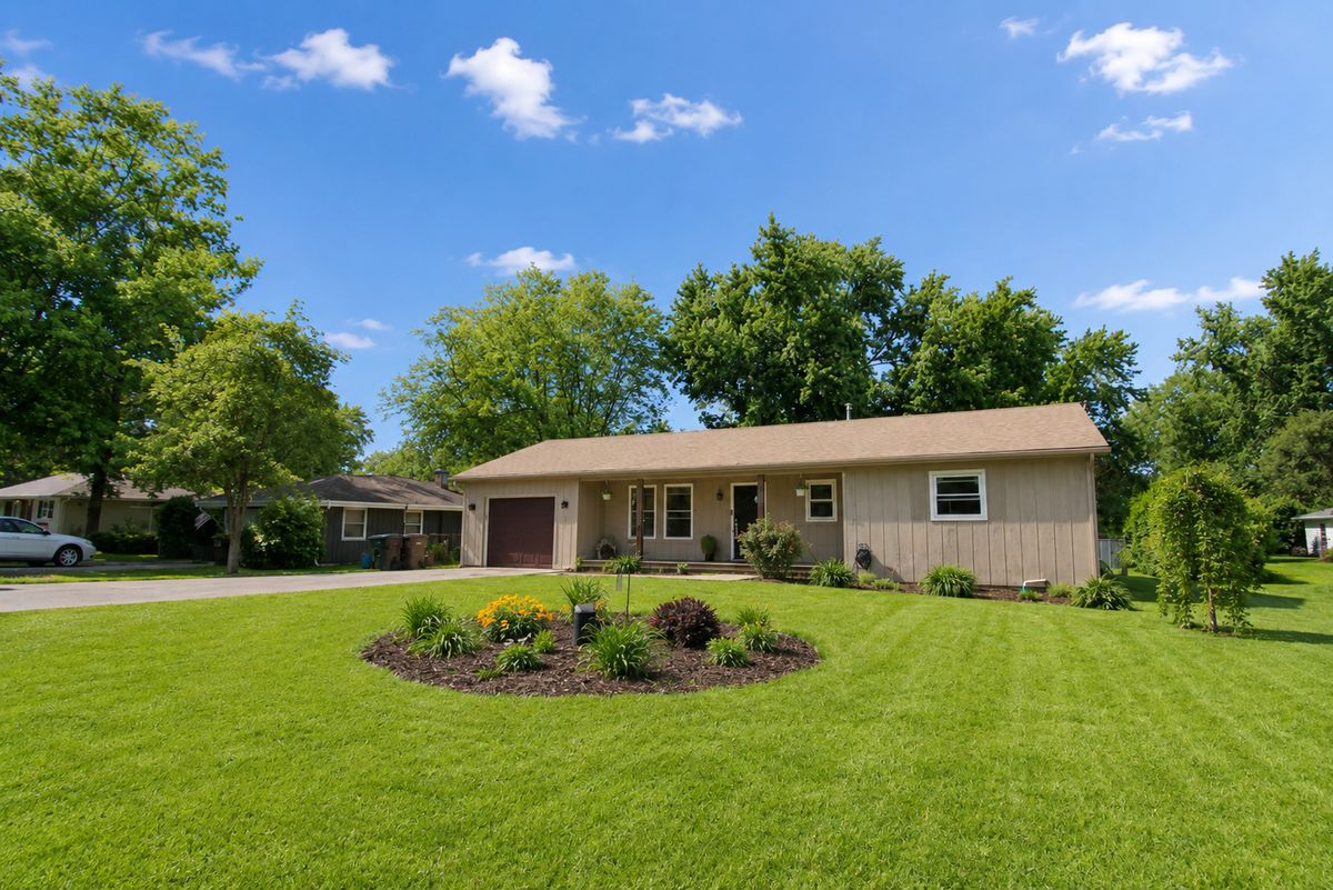 317 HILLSIDE Road, New Lenox, IL 60451