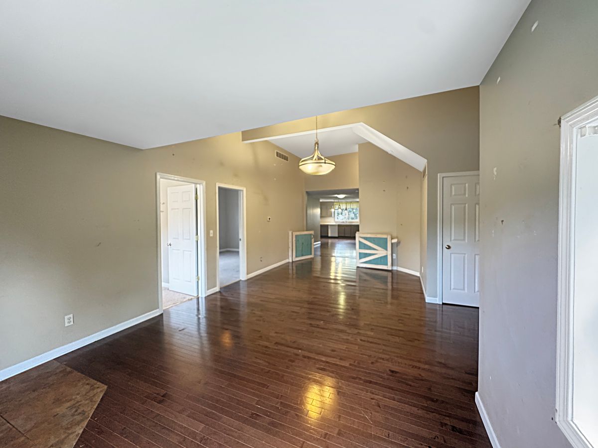 700 E Canal Avenue, Ottawa, IL 61350