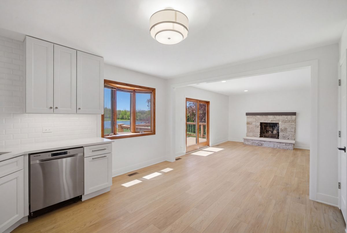 28 Windemere Lane, South Barrington, IL 60010