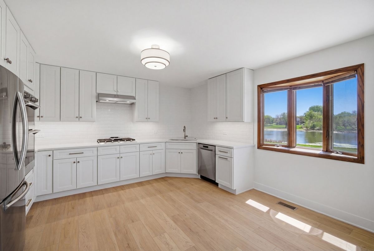 28 Windemere Lane, South Barrington, IL 60010