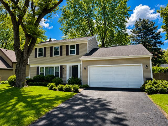 2056 Garth Court, Naperville, IL 60565