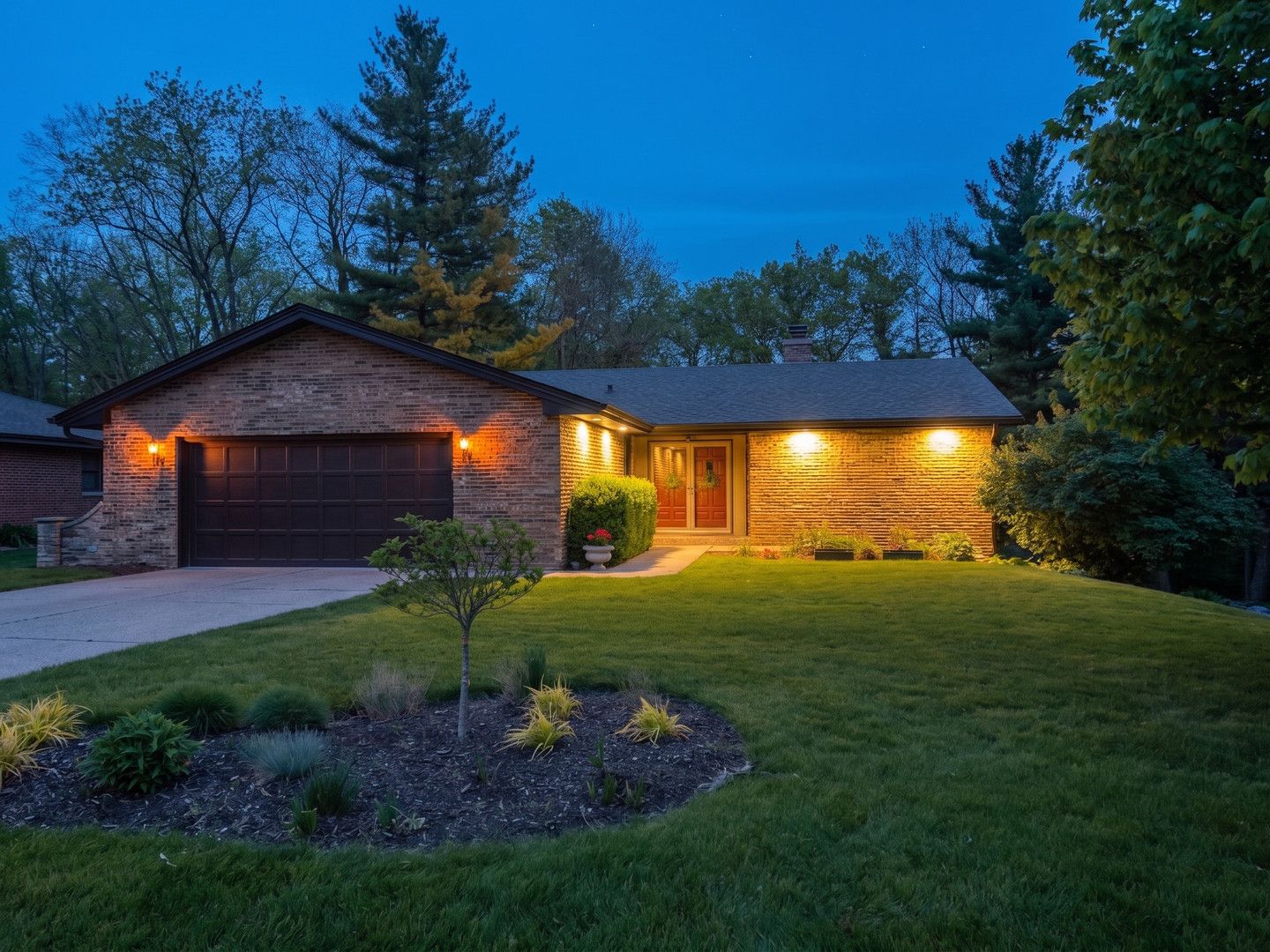 5017 Brookview Road — Rockford, IL 61107