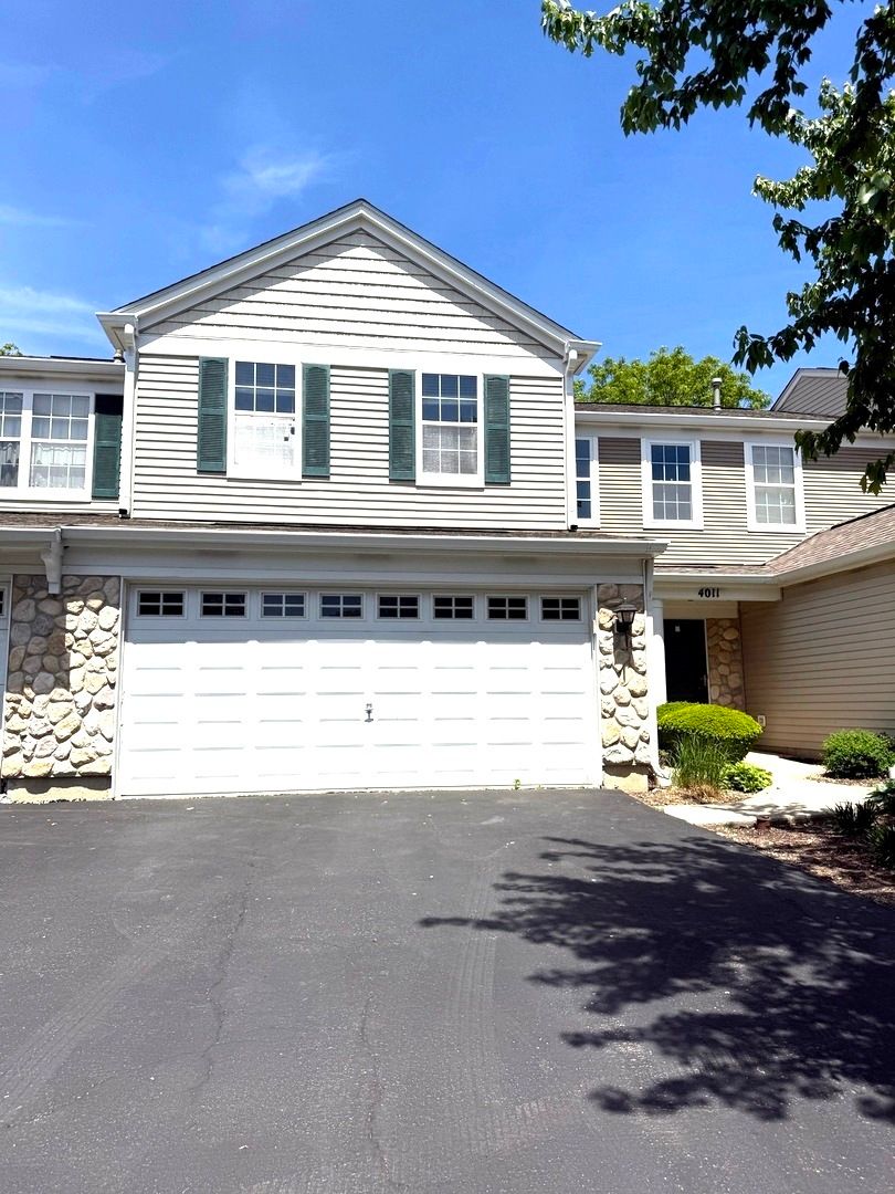 4013 Oak Tree Lane, Plainfield, IL 60586