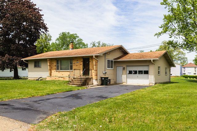 1244 Park Avenue — Winthrop Harbor, IL 60096