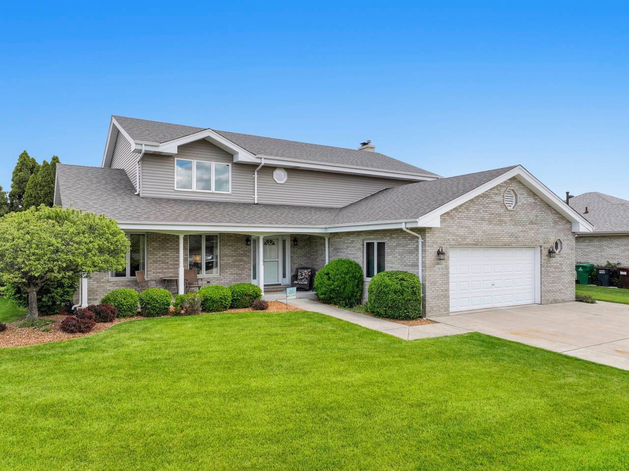 7630 Prestwick Drive — Tinley Park, IL 60477