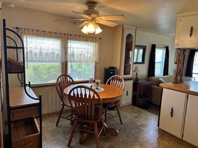 9 Hickory Lane, Sandwich, IL 60548