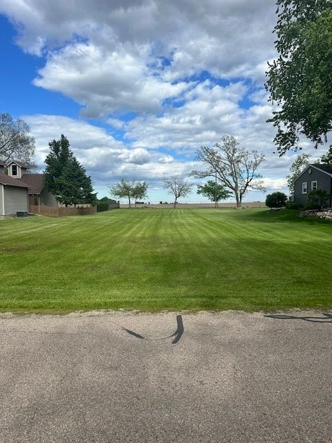 742 Cynthia Drive, Lake Holiday, IL 60548