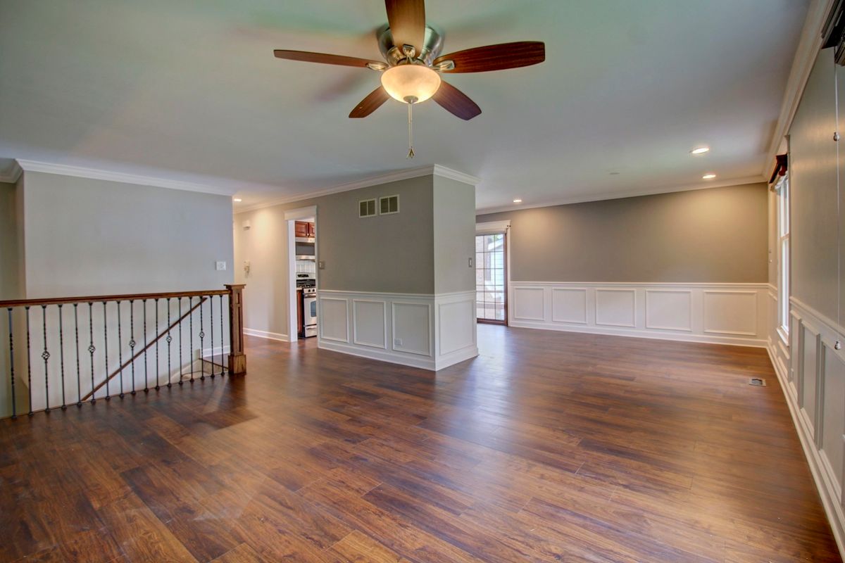 2266 Durham Drive, Wheaton, IL 60189