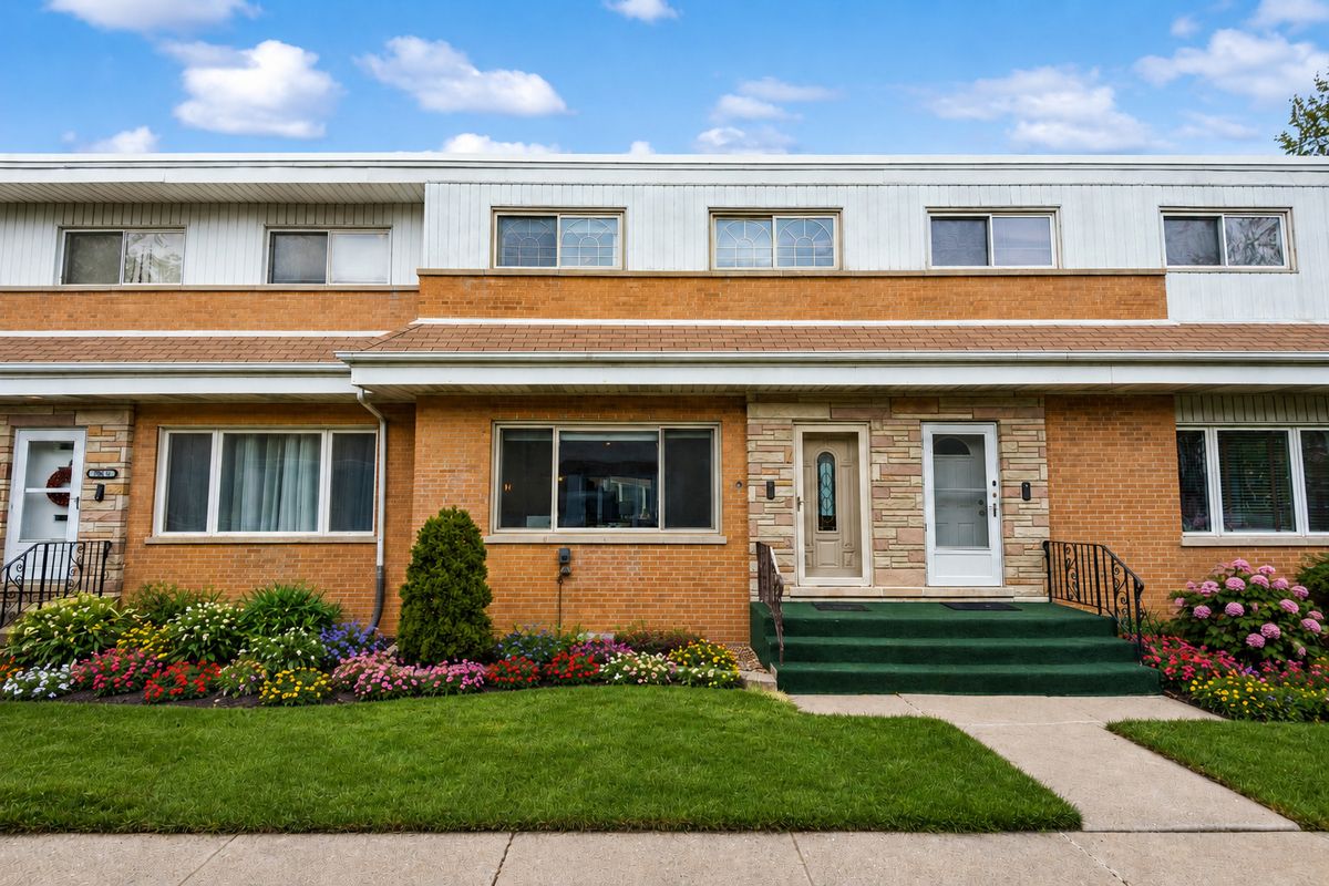 706 Western Avenue, Park Ridge, IL 60068