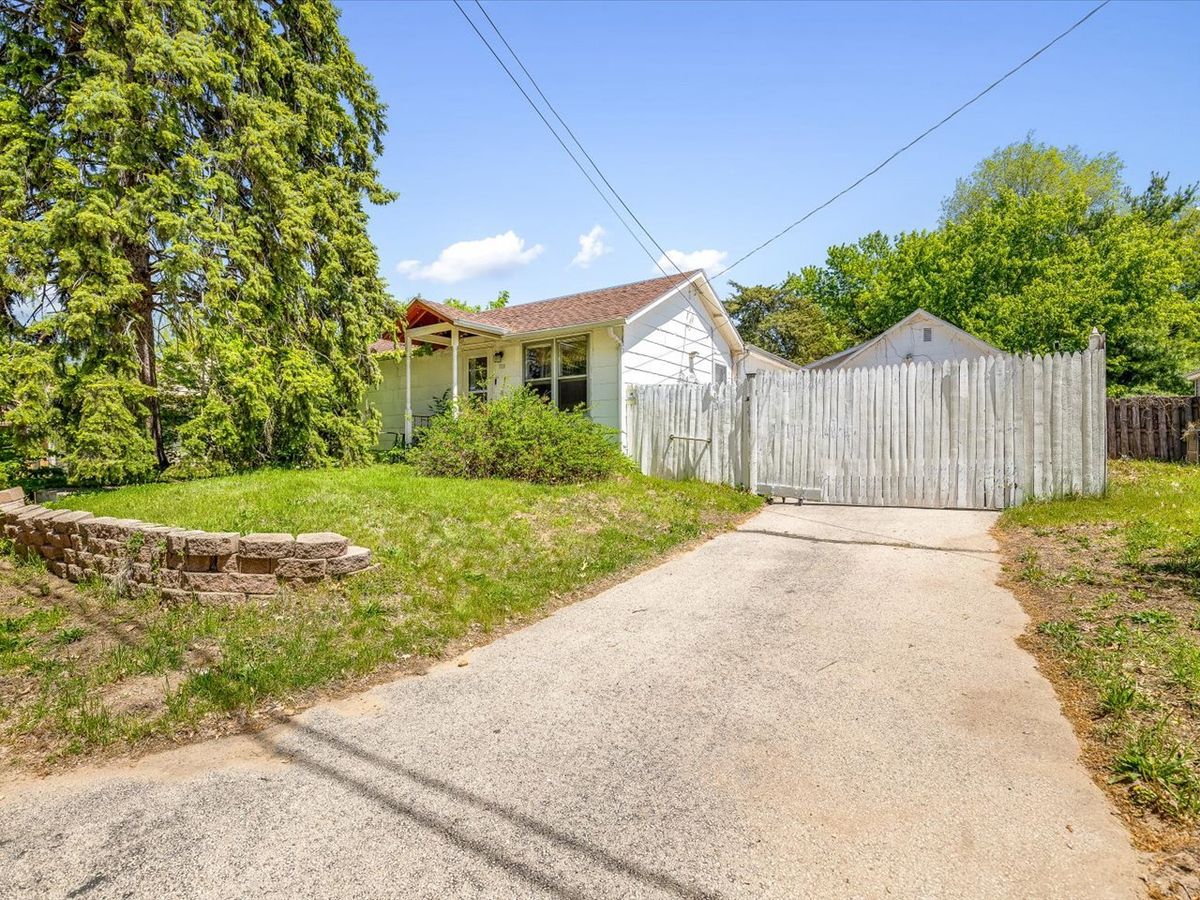 205 Jones Terrace, Oregon, IL 61061