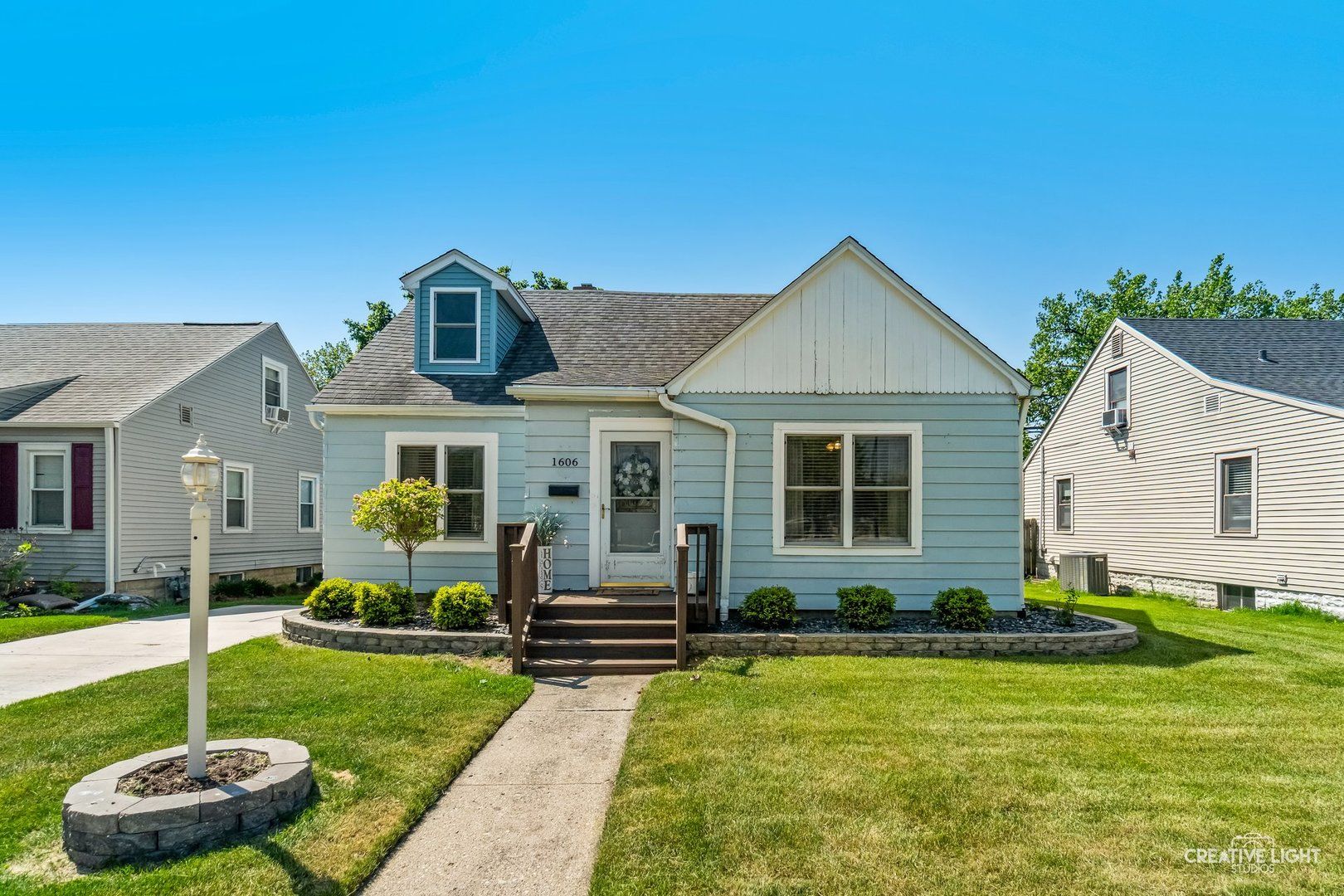 1606 Clark Street — DeKalb, IL 60115
