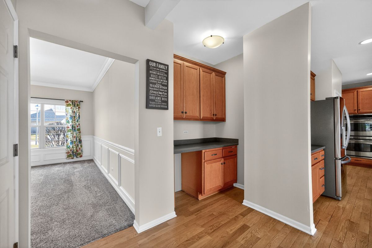 368 Kingsbury Drive, DeKalb, IL 60115