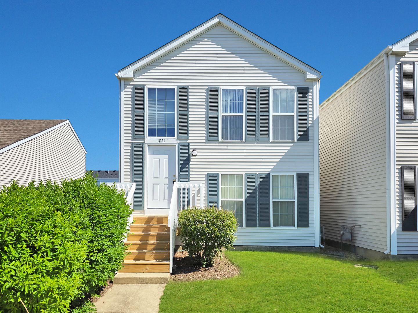 1041 Serendipity Drive — Aurora, IL 60504