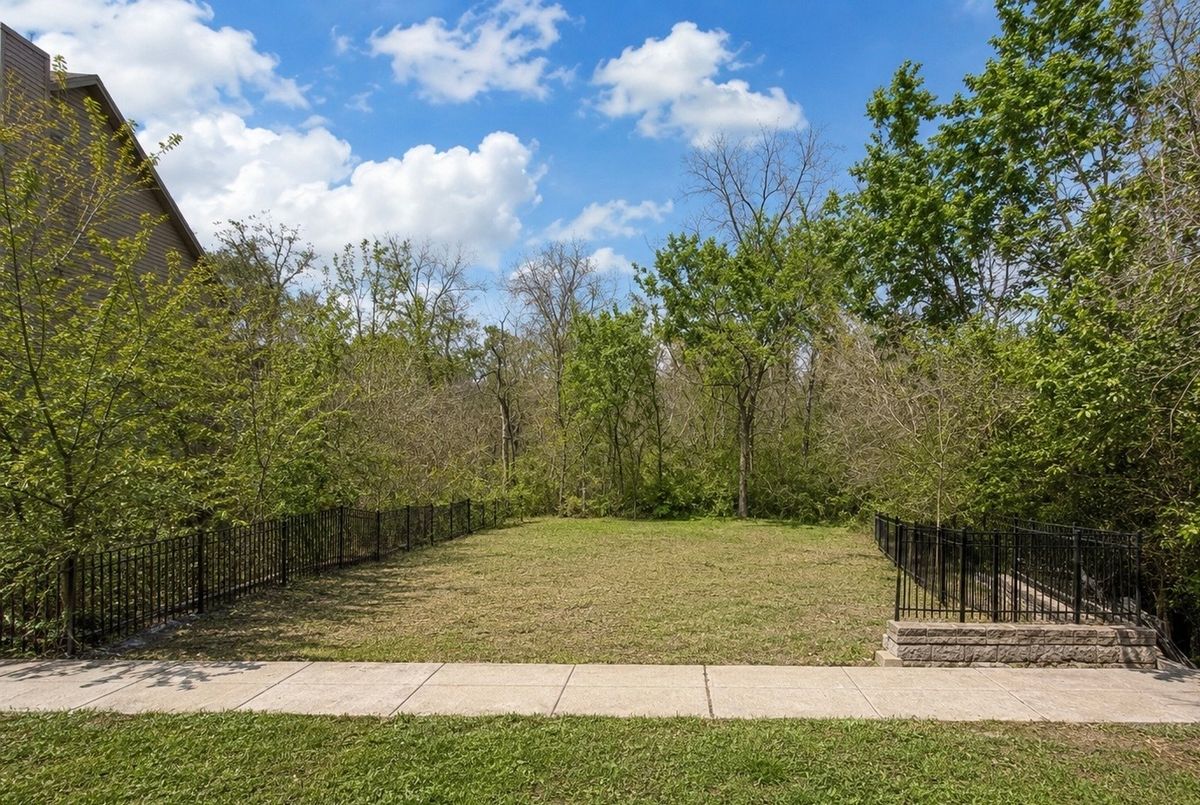 2820 Burlington Avenue, Lisle, IL 60532