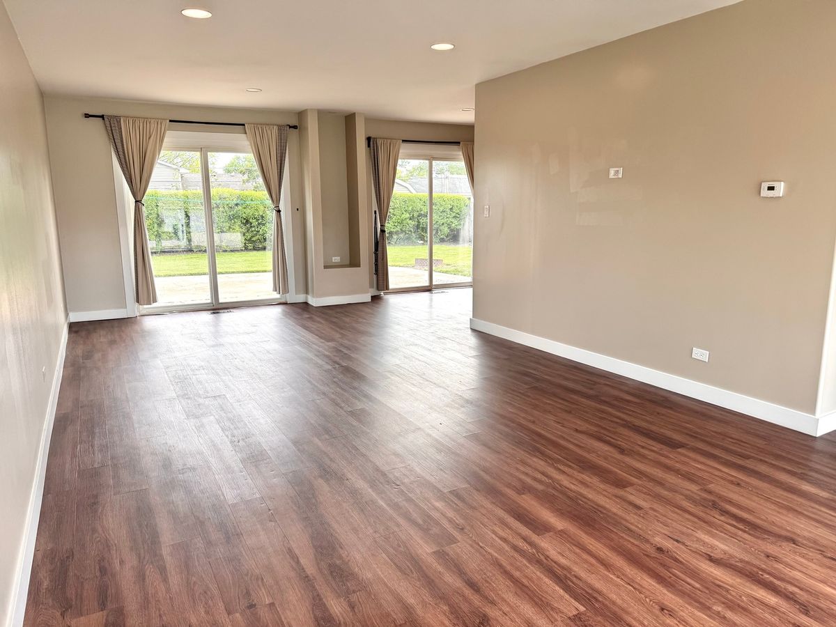 703 Westmere Road, Des Plaines, IL 60016