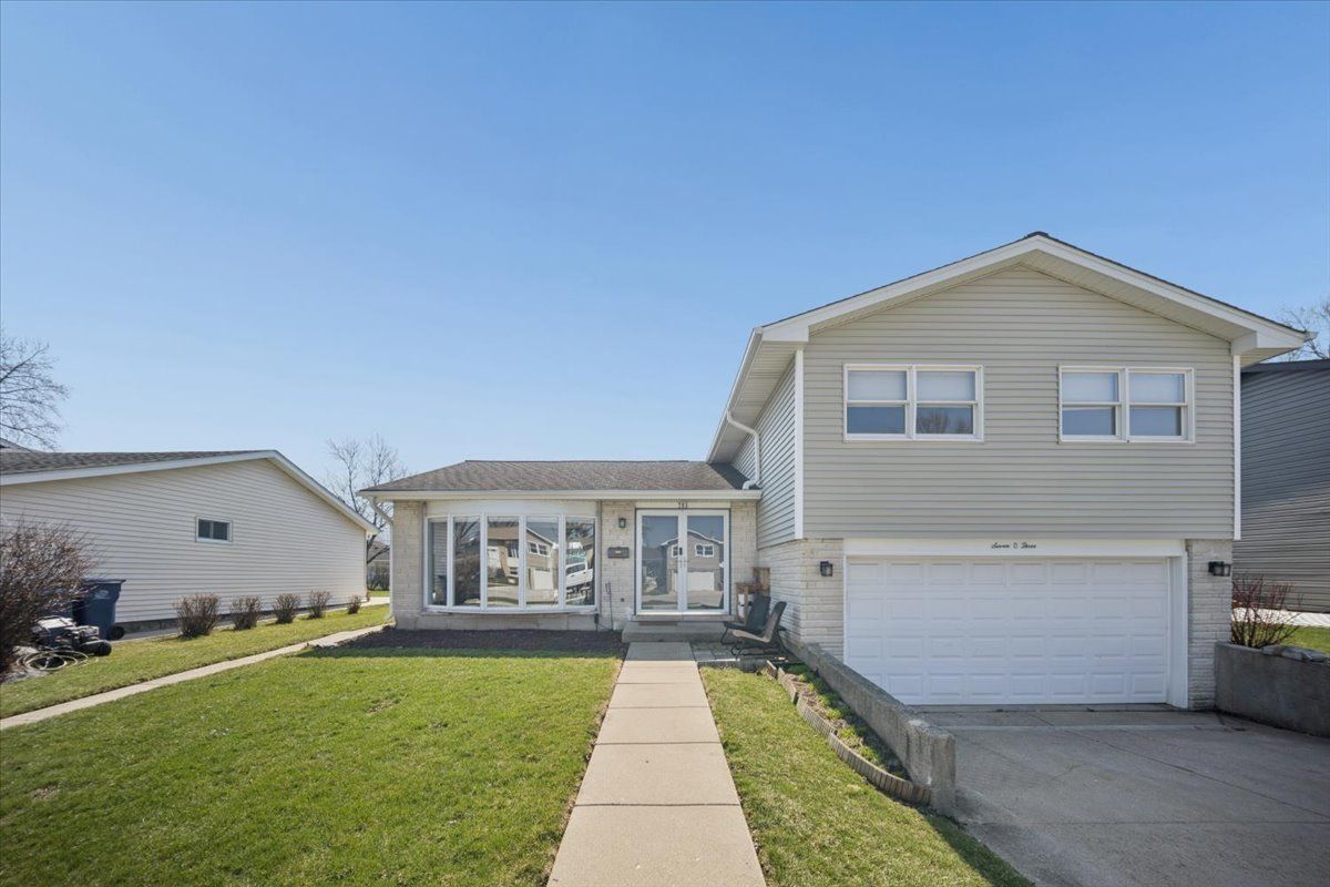 703 Westmere Road — Des Plaines, IL 60016