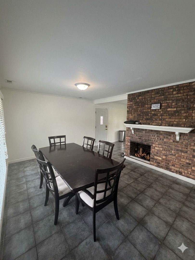 4316 Elm Avenue, Lyons, IL 60534