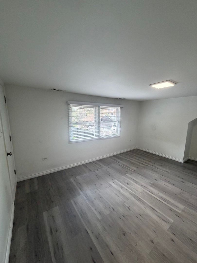 4316 Elm Avenue, Lyons, IL 60534