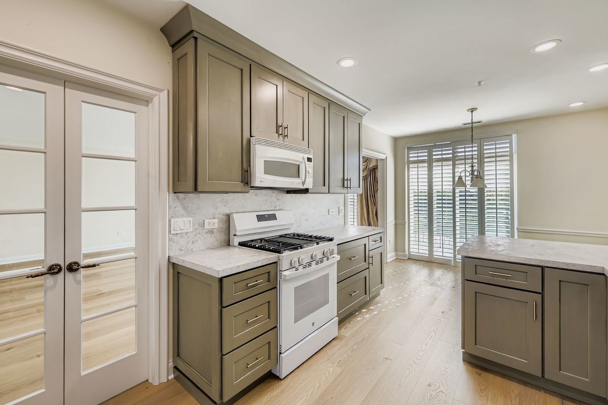 820 Weidner Road #409, Buffalo Grove, IL 60089