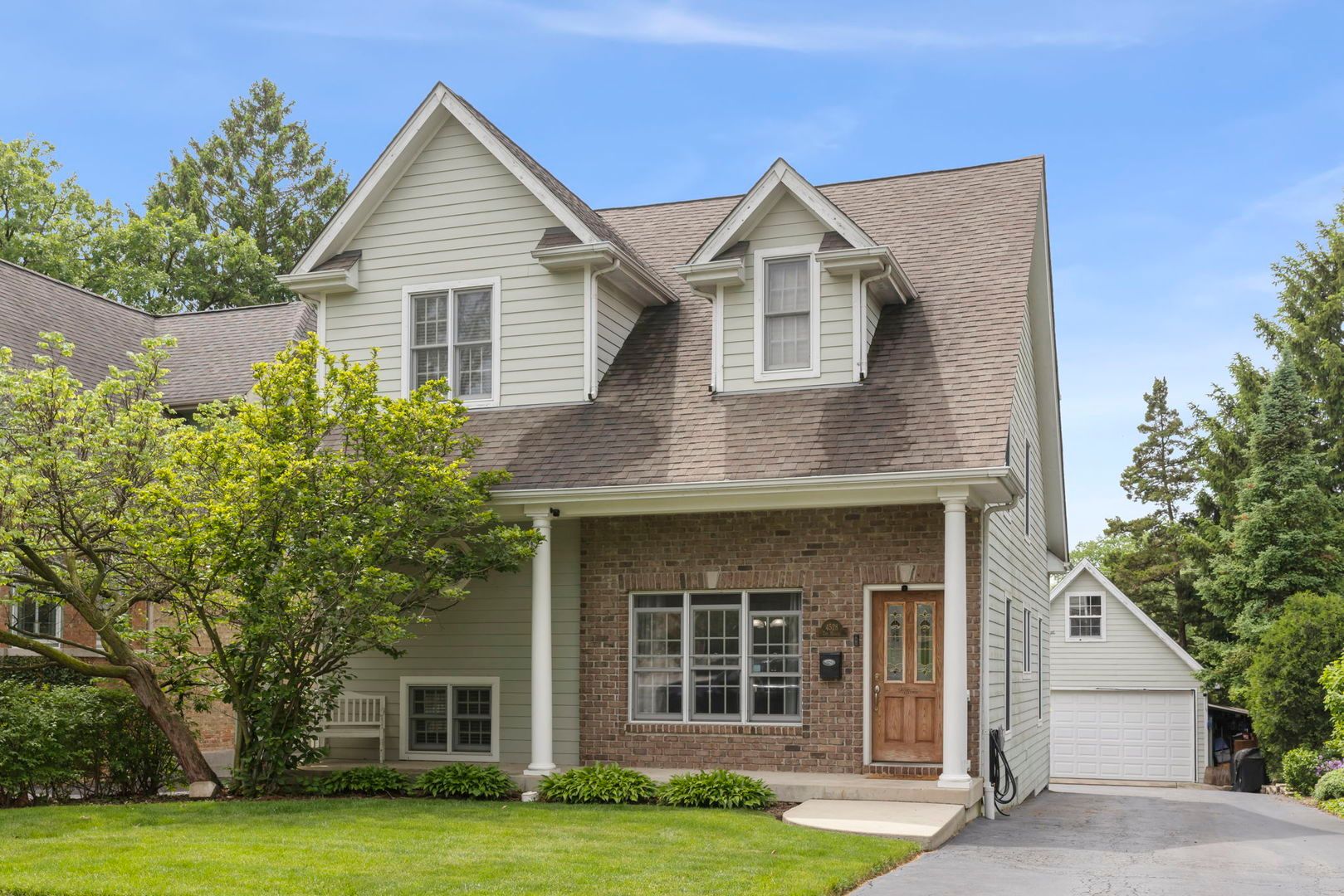 4528 Middaugh Avenue — Downers Grove, IL 60515