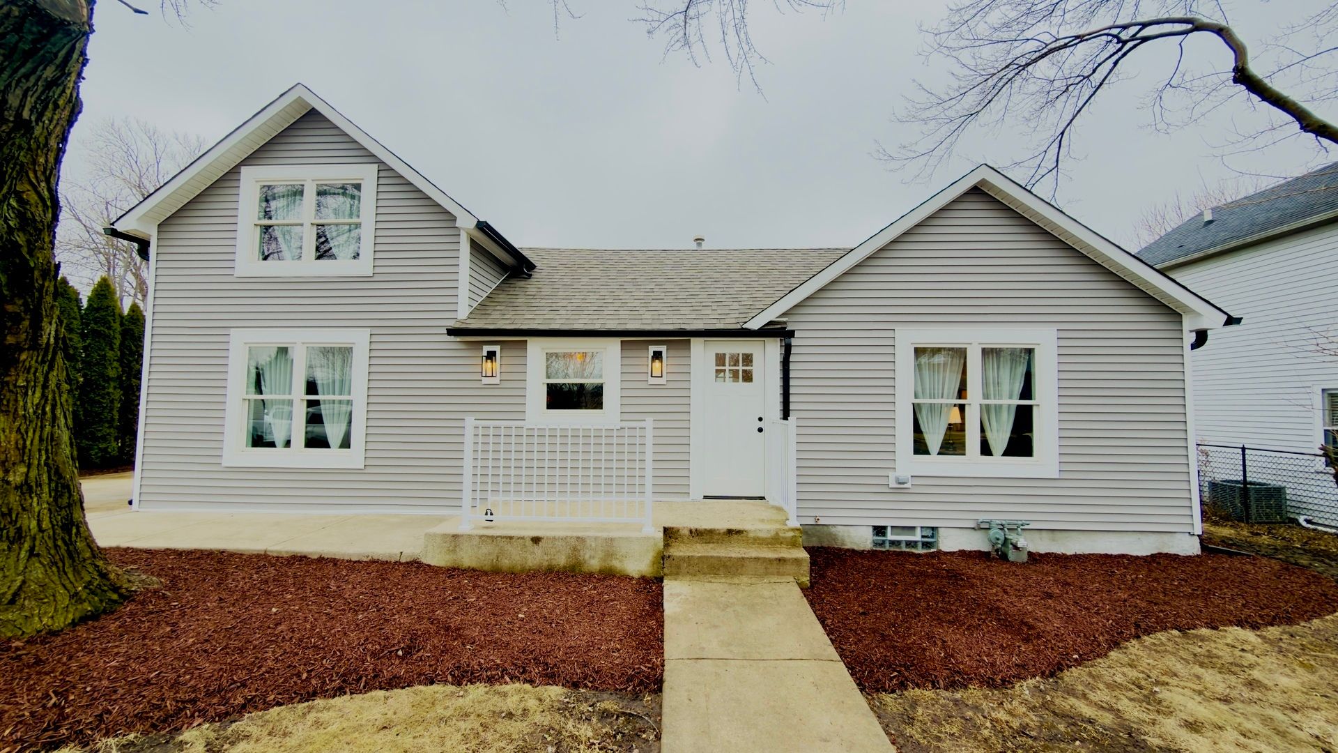1012 Warner Avenue — Lemont, IL 60439
