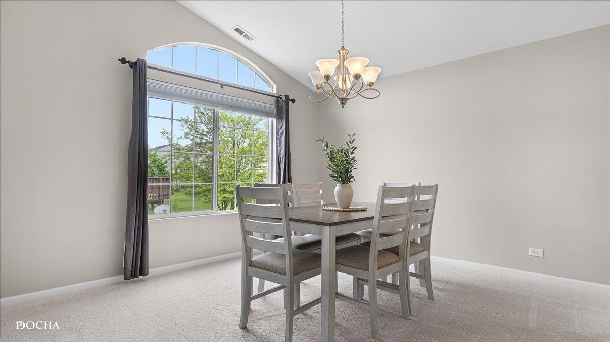 1698 FREDERICKSBURG Lane #1698, Aurora, IL 60503