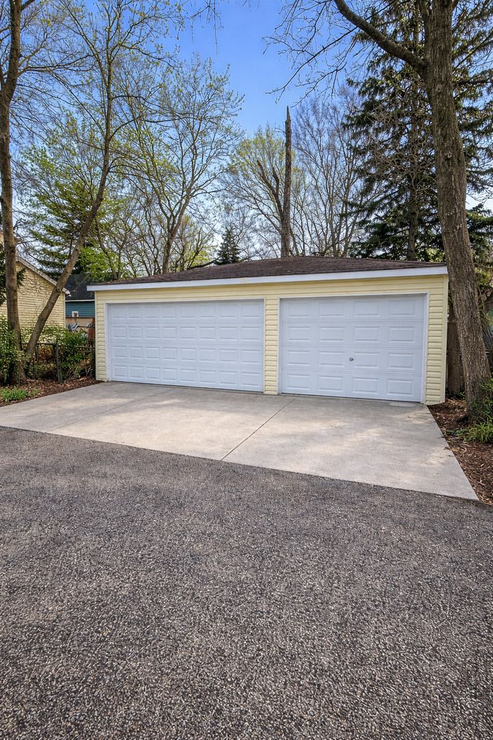 818 Bach Street, Northbrook, IL 60062