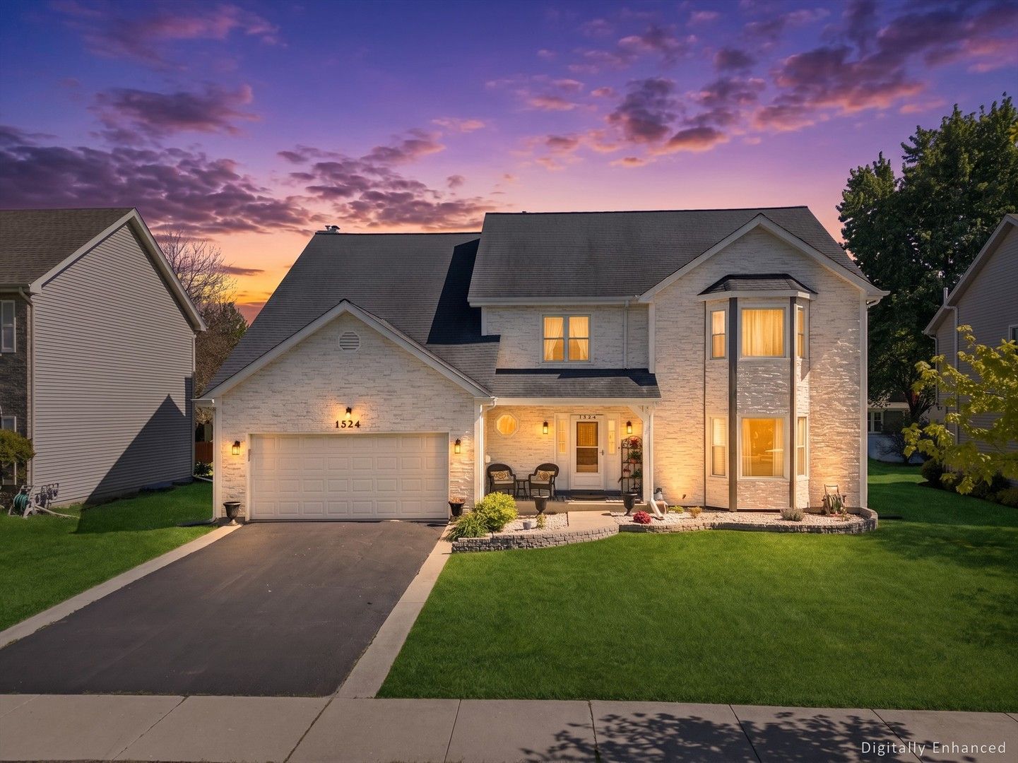 1524 Oswego Road — Naperville, IL 60540