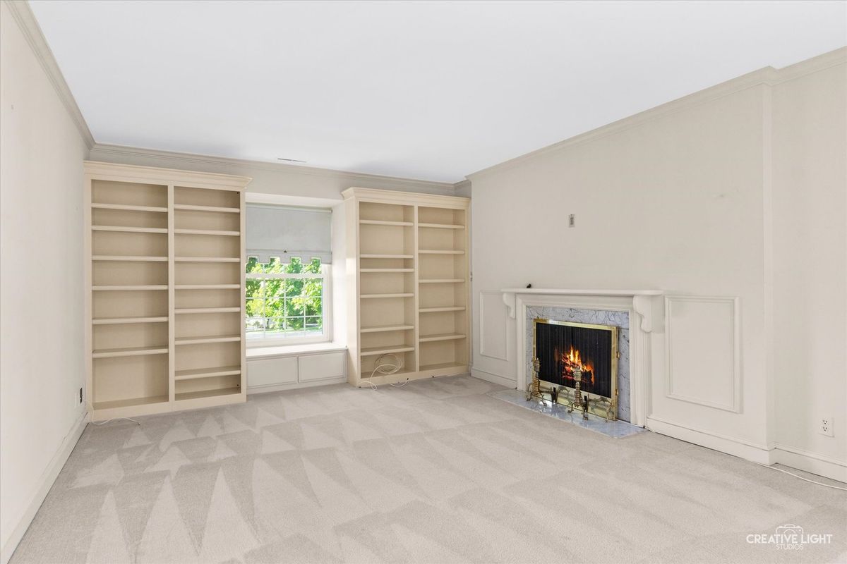 1 Normandie Drive #208, Sugar Grove, IL 60554