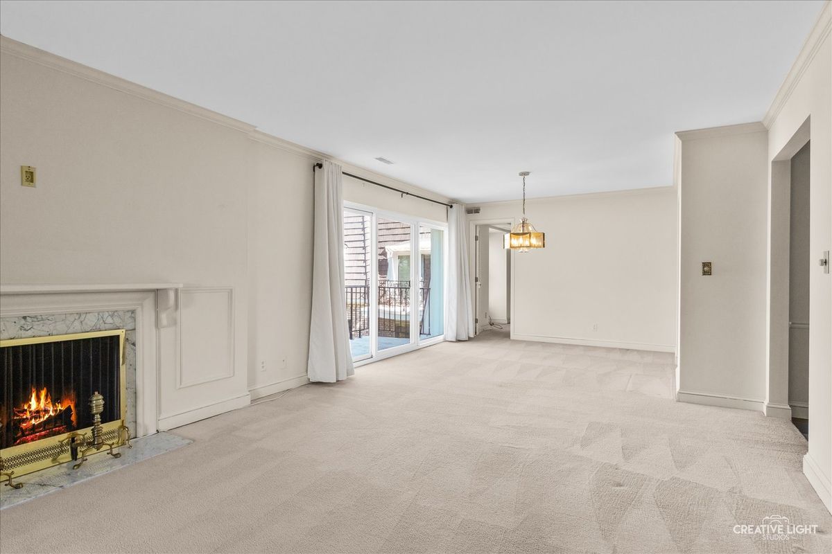 1 Normandie Drive #208, Sugar Grove, IL 60554
