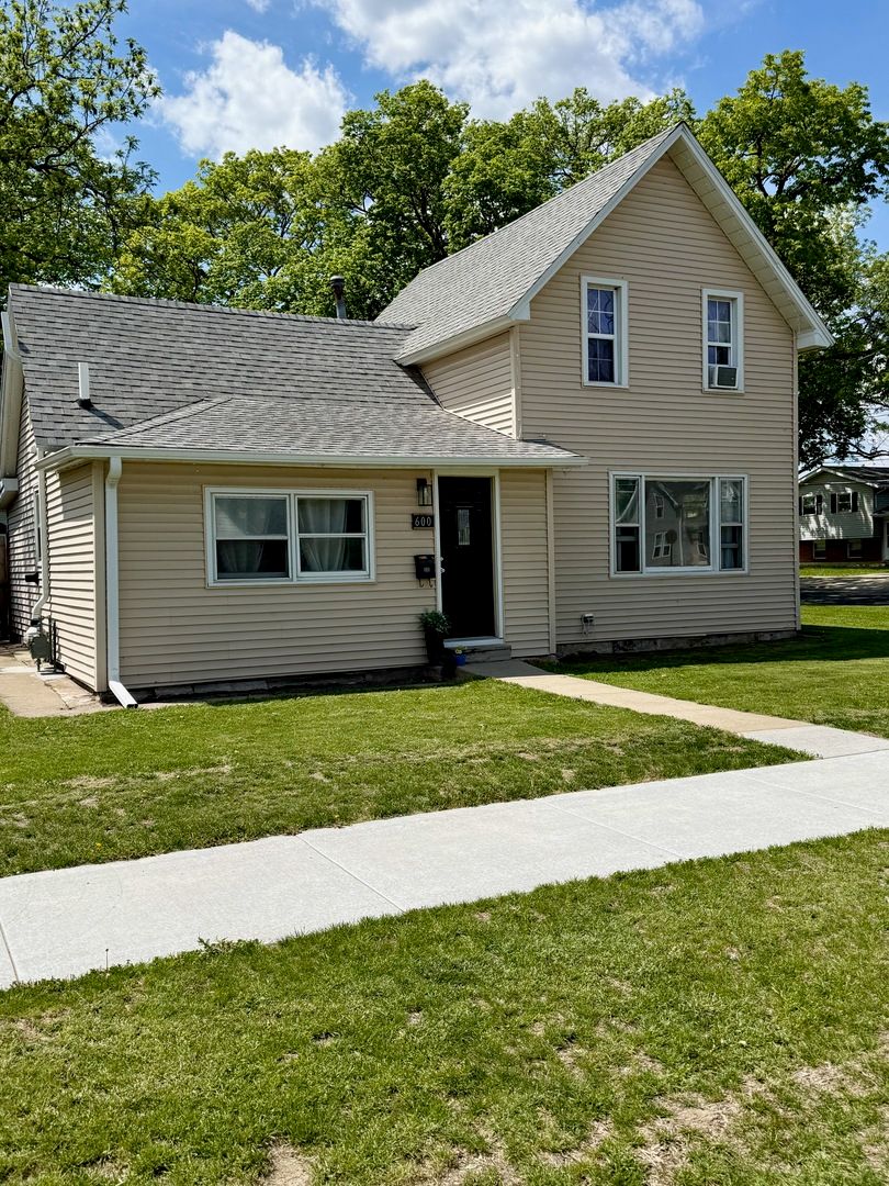 600 Avenue A Avenue — Rock Falls, IL 61071