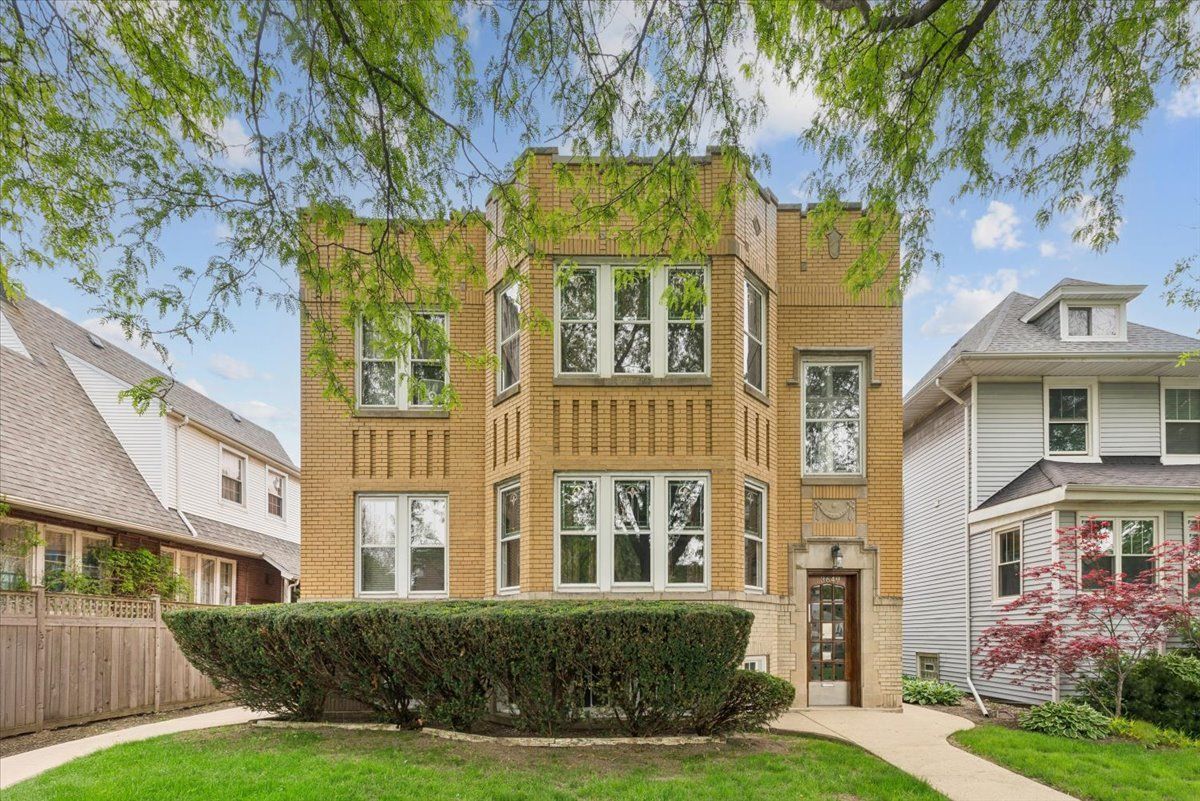 3651 Kedvale Avenue, Chicago, IL 60641