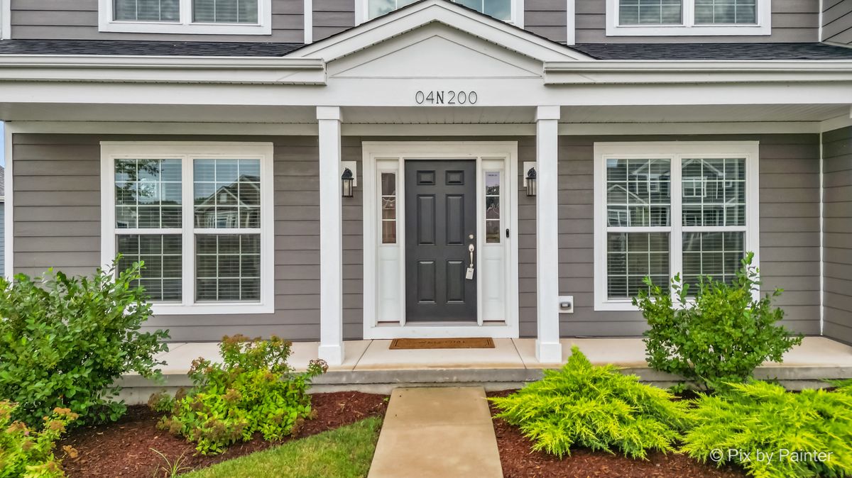 04N200 Norton Lake Circle, Campton Hills, IL 60175