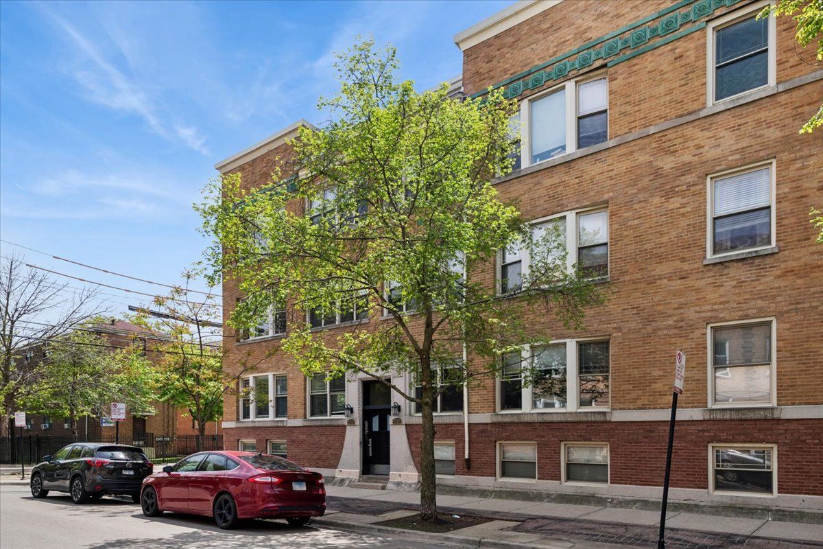 1217 Sunnyside Avenue, Chicago, IL 60640