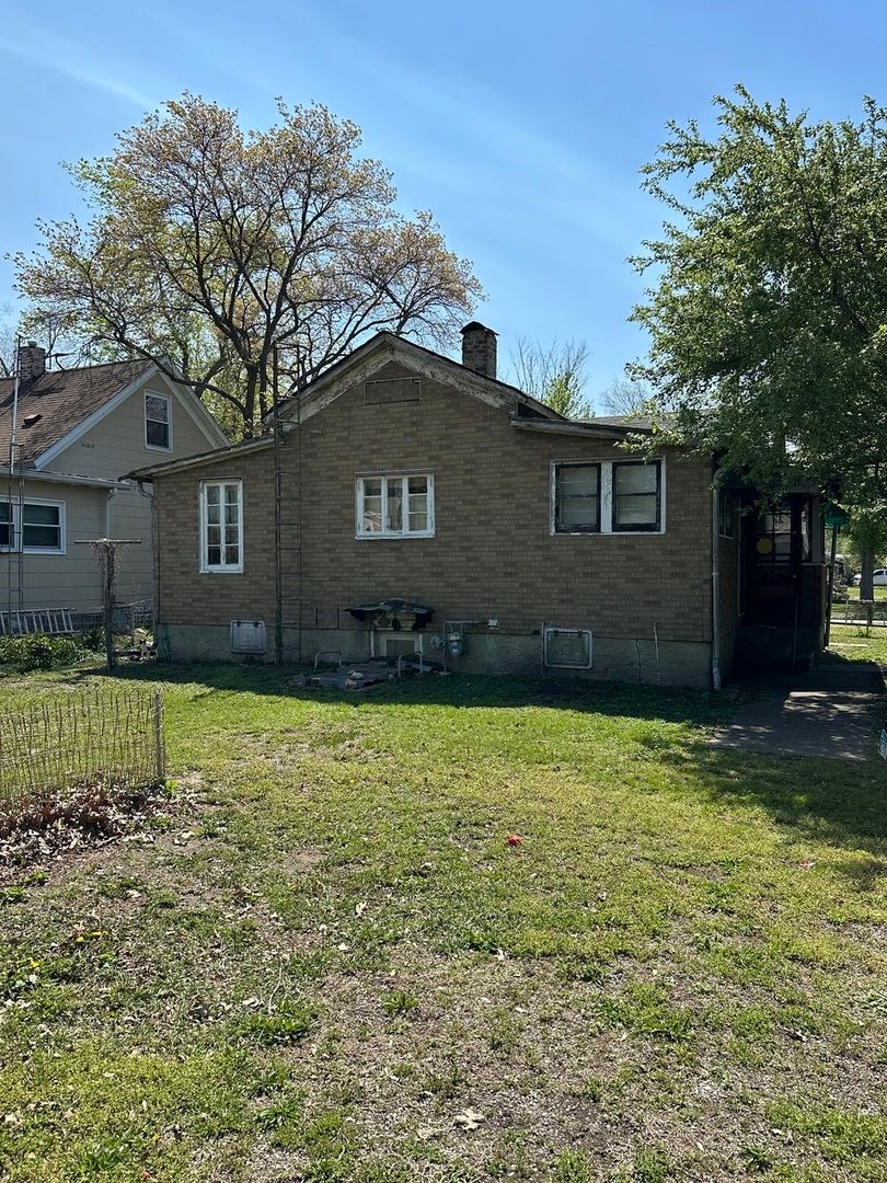 326 West North Street, Duquoin, IL 62832
