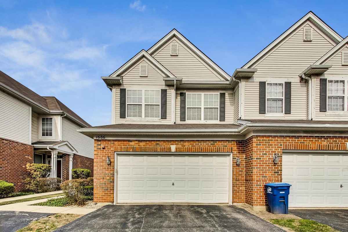 1686 Buckingham Drive, Des Plaines, IL 60016