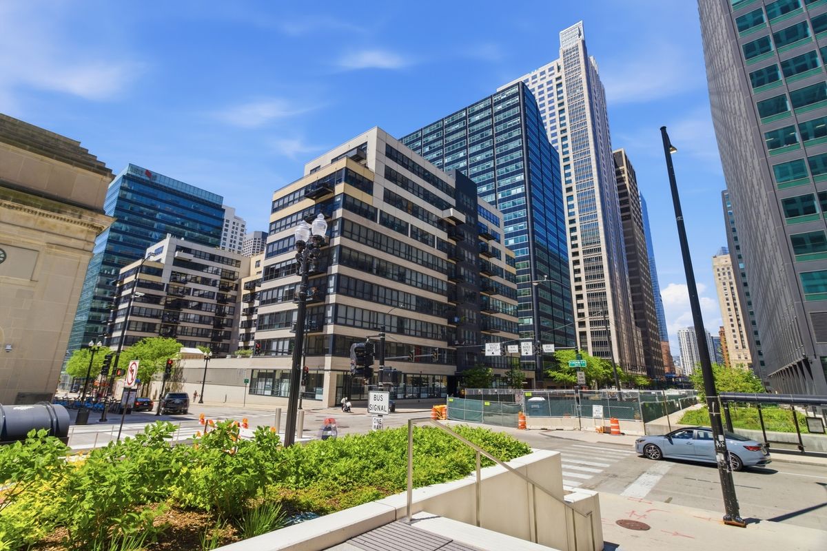 130 Canal Street, Chicago, IL 60606
