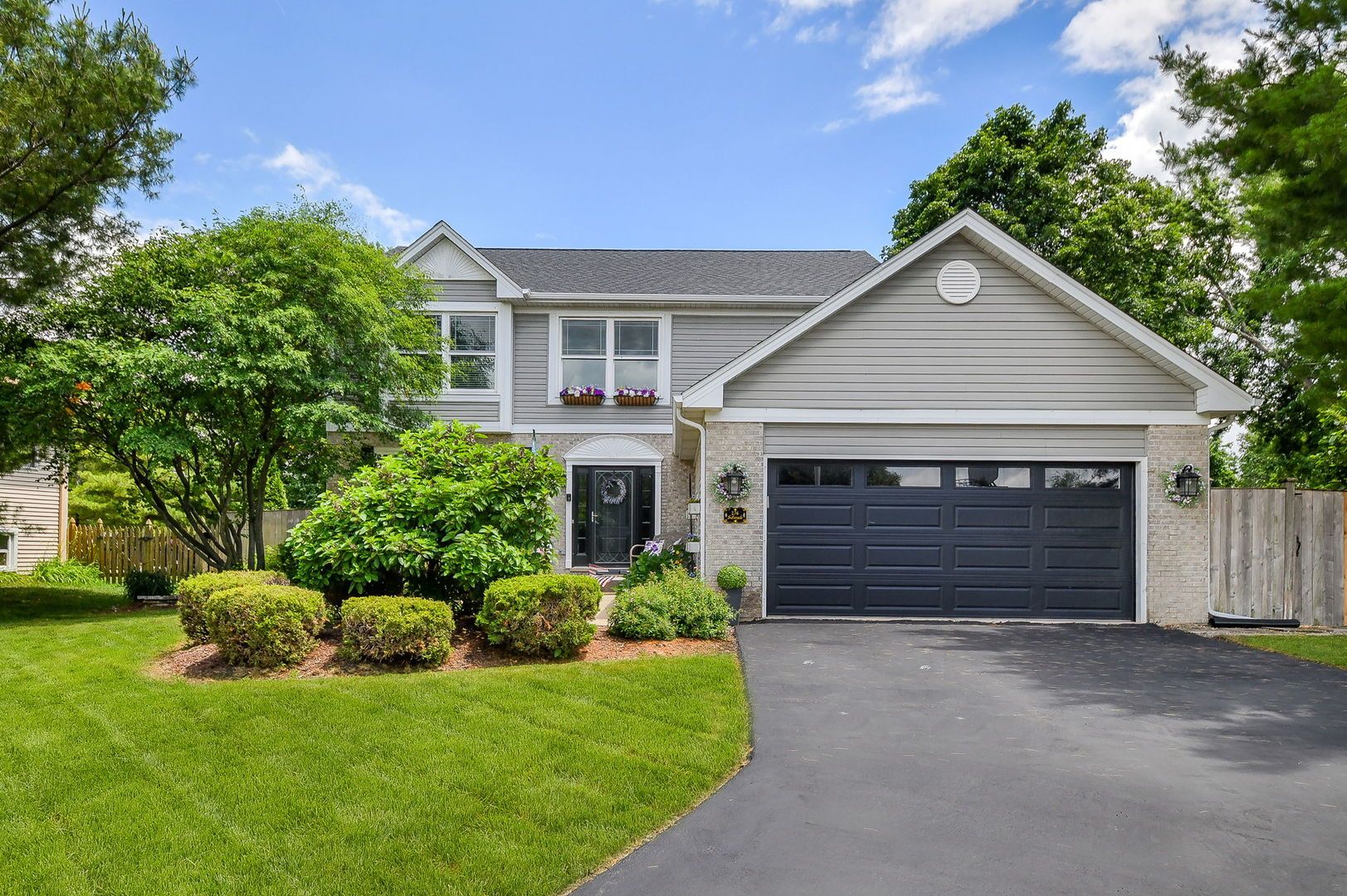 276 Silverado Street — Bolingbrook, IL 60490