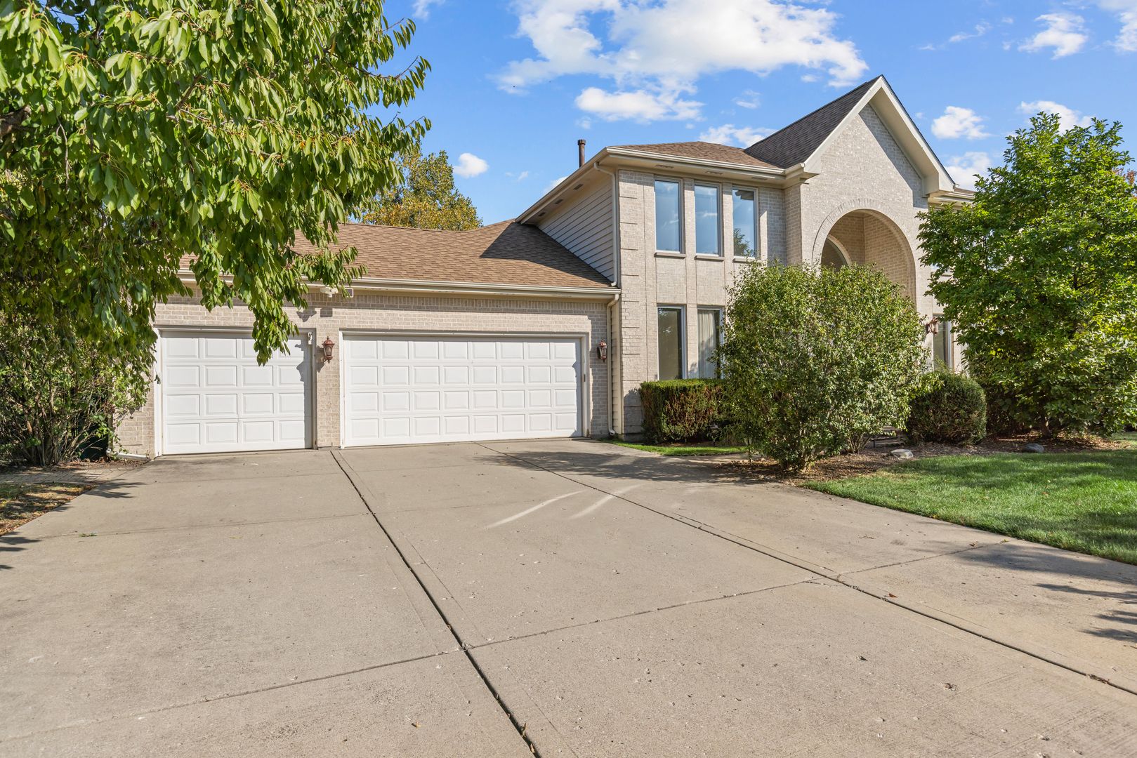 1983 WILSHIRE Court — Buffalo Grove, IL 60089