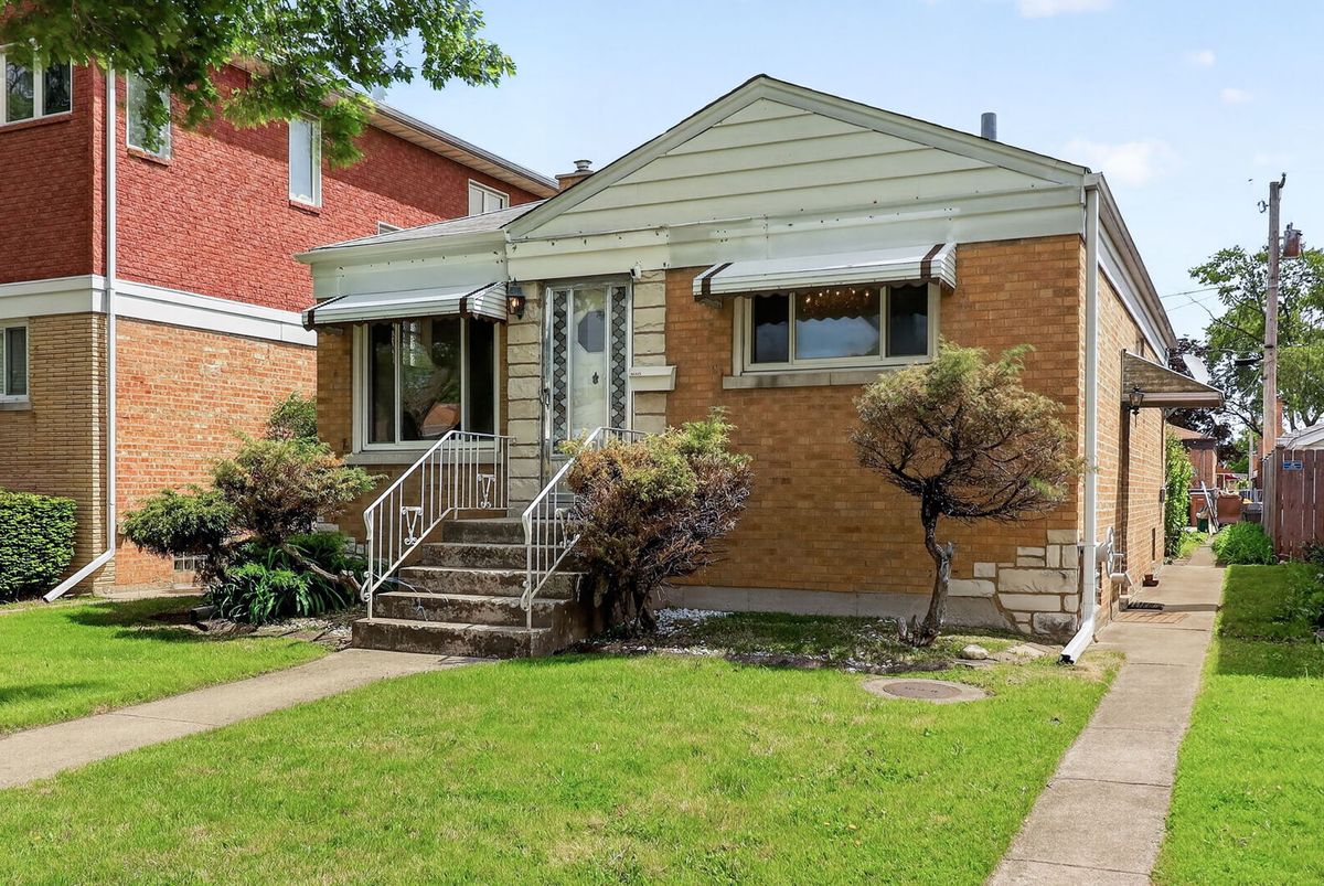2213 Park Avenue, North Riverside, IL 60546