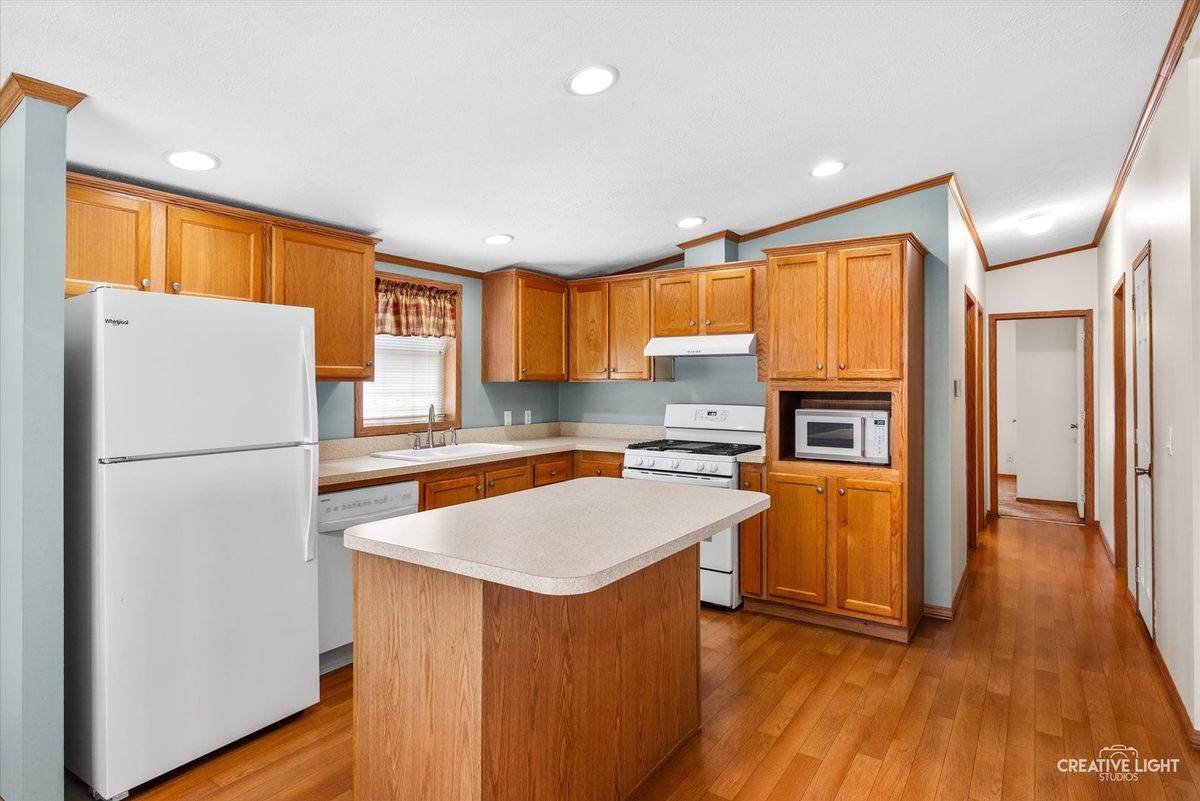 463 Meadowlark Circle #B, Sandwich, IL 60548