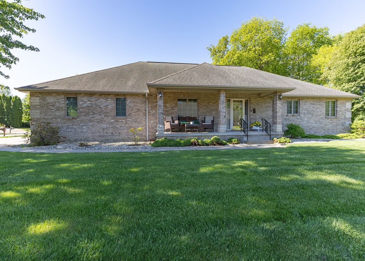 858 45th Avenue, East Moline, IL 61244