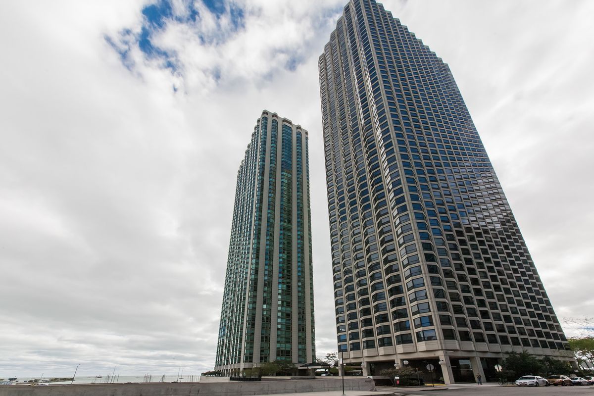 195 Harbor Drive, Chicago, IL 60601