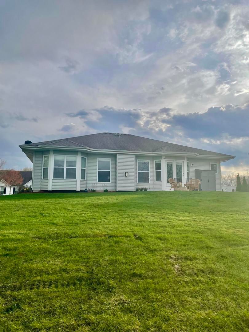1150 Bailey Road, Sycamore, IL 60178