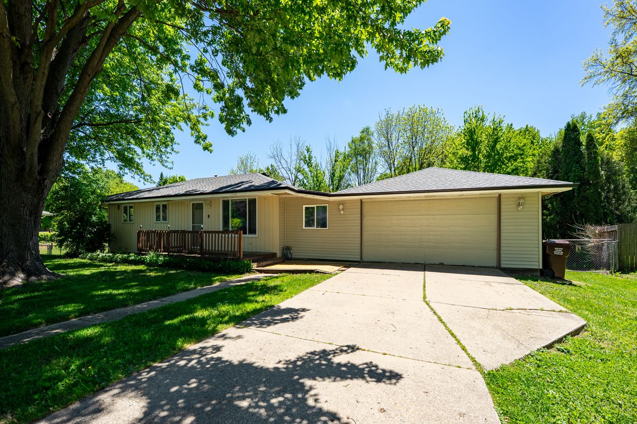 4361 ANTELOPE Drive — Rockford, IL 61109