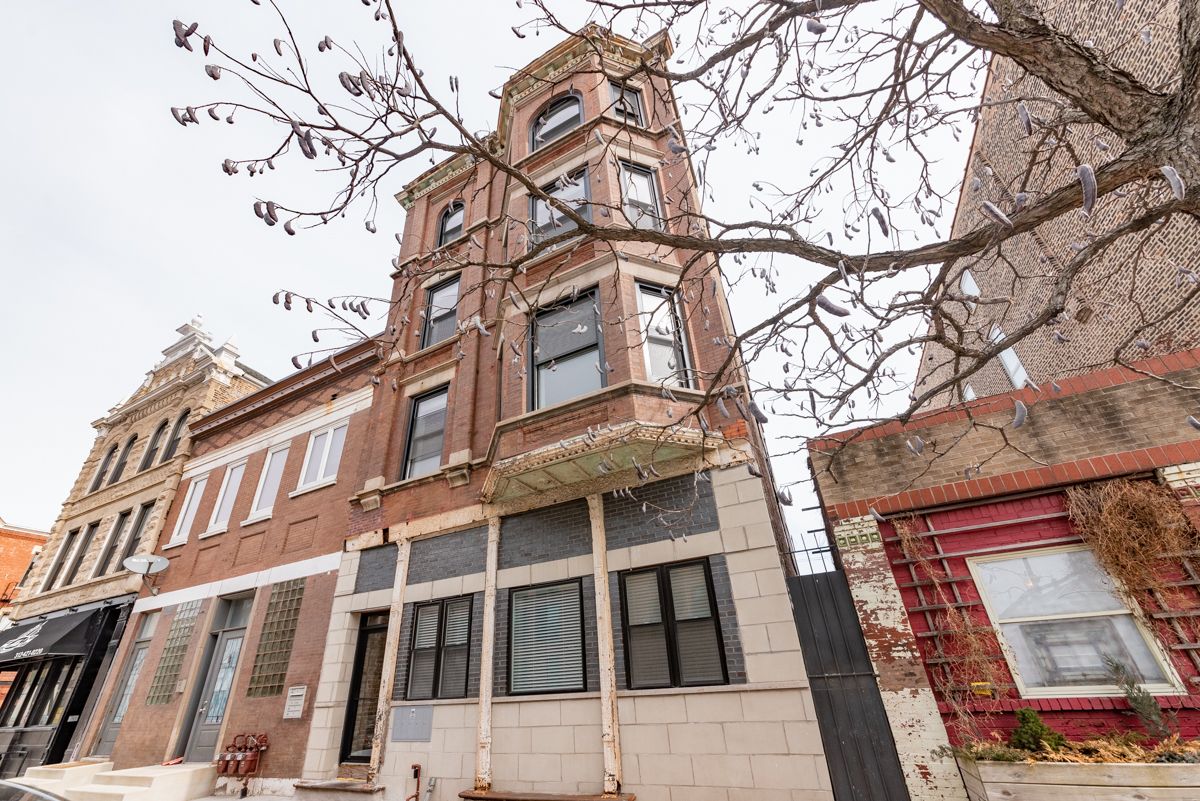 1907 Racine Avenue, Chicago, IL 60608